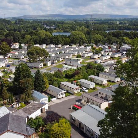 19 Barnacre Scorton Six Arches Caravan Park Hotel Bagian luar foto